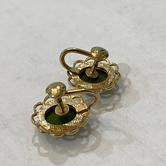 Vintage 14k gf gold filled Oval cabochon jade screwback earrings 1960s - Picture 7 of 14
